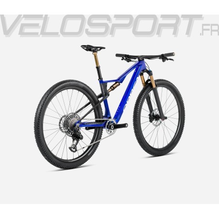 Oiz M-LTD 2025