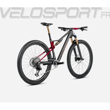 Oiz M-LTD 2025