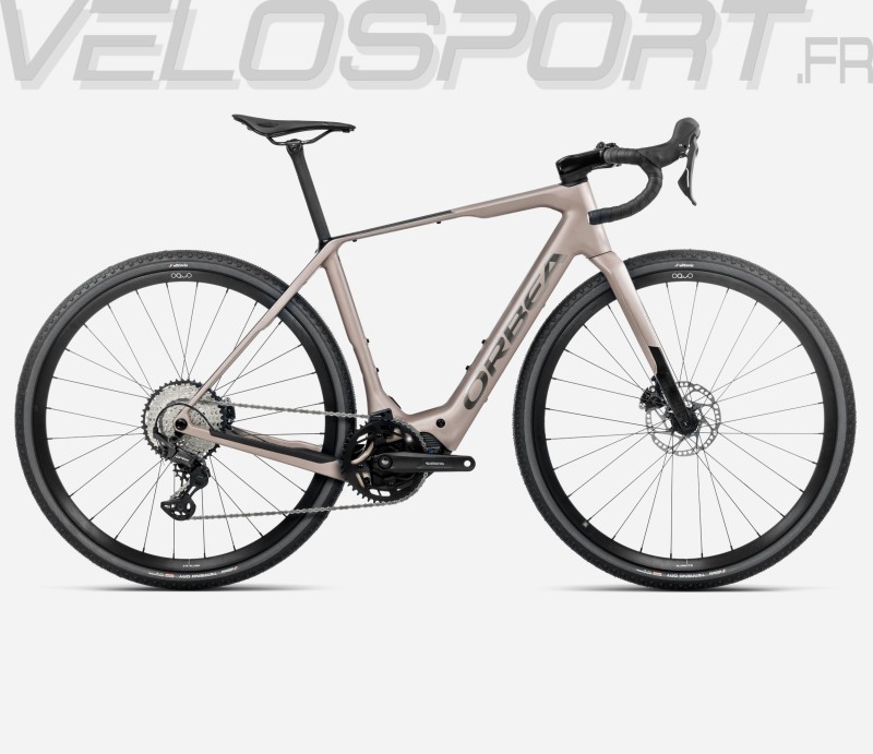 DENNA M30