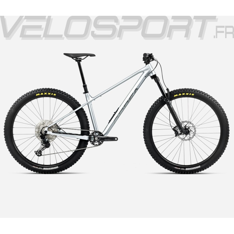 Laufey  H10 2026