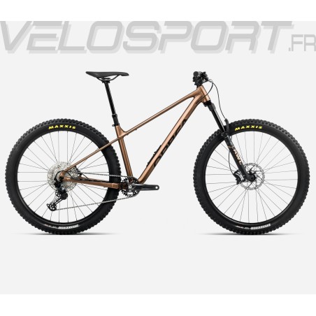 Laufey  H10 2026