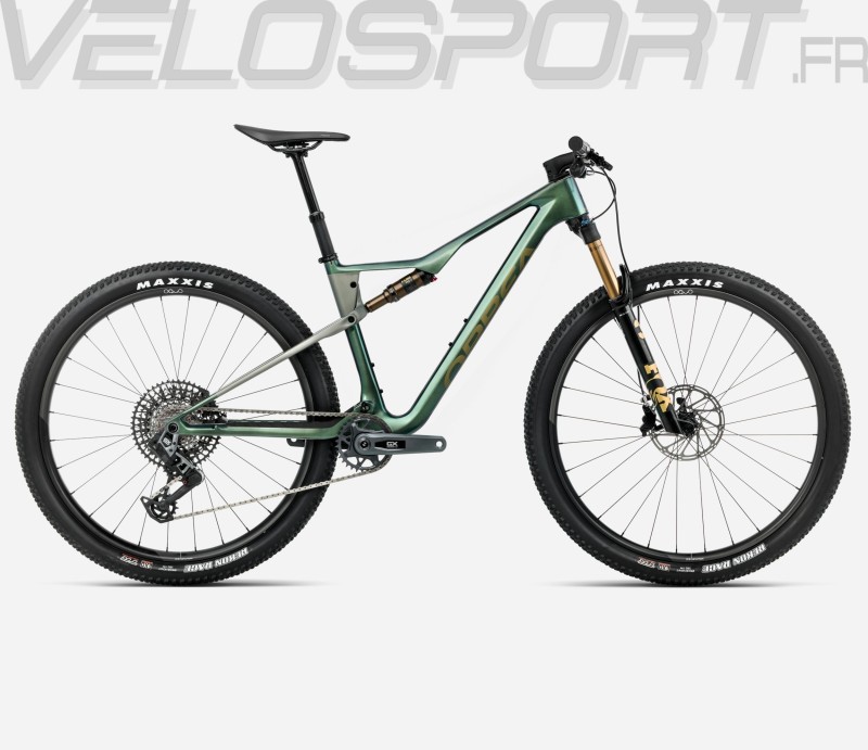 Oiz M10 AXS 2025