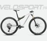 White - Carbon