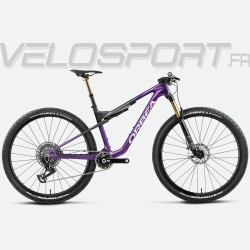 Plum - Black